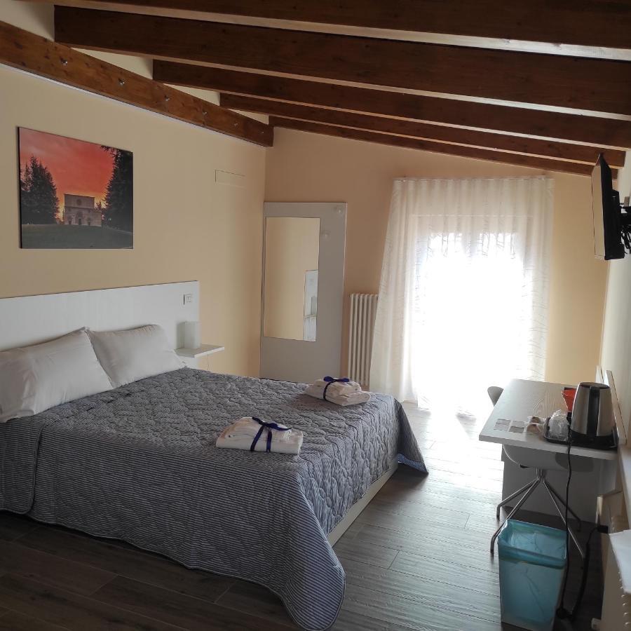 La Terrazza Del Quarto ラクイラ エクステリア 写真