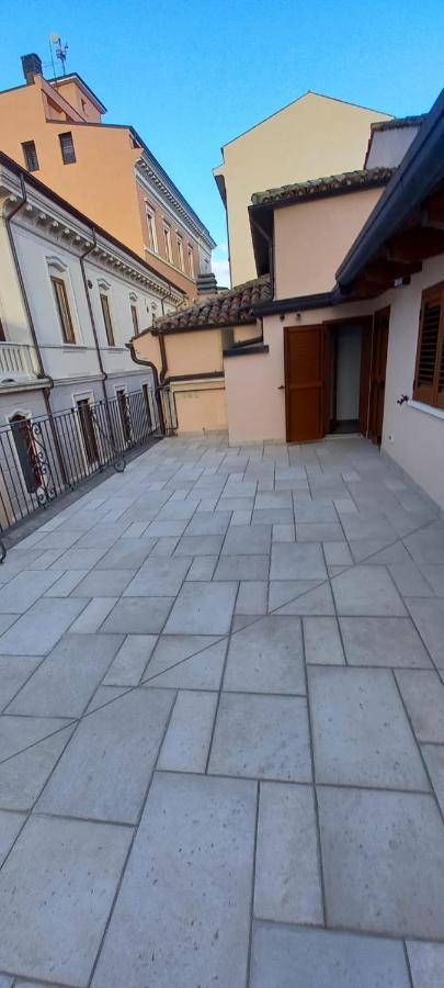 La Terrazza Del Quarto ラクイラ エクステリア 写真